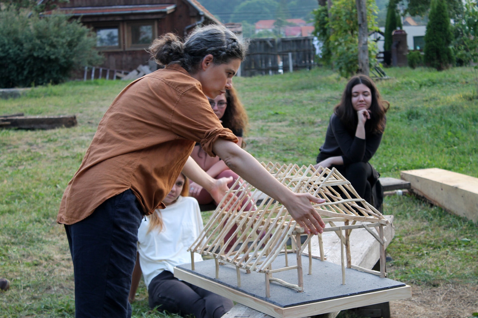 IMUAU Summer School. Schönberg 2021 – Schönberg Live Studio – Filiala Teritorială Sibiu-Vâlcea a OAR și Universitatea de Arhitectură și Urbanism „Ion Mincu” (UAUIM)