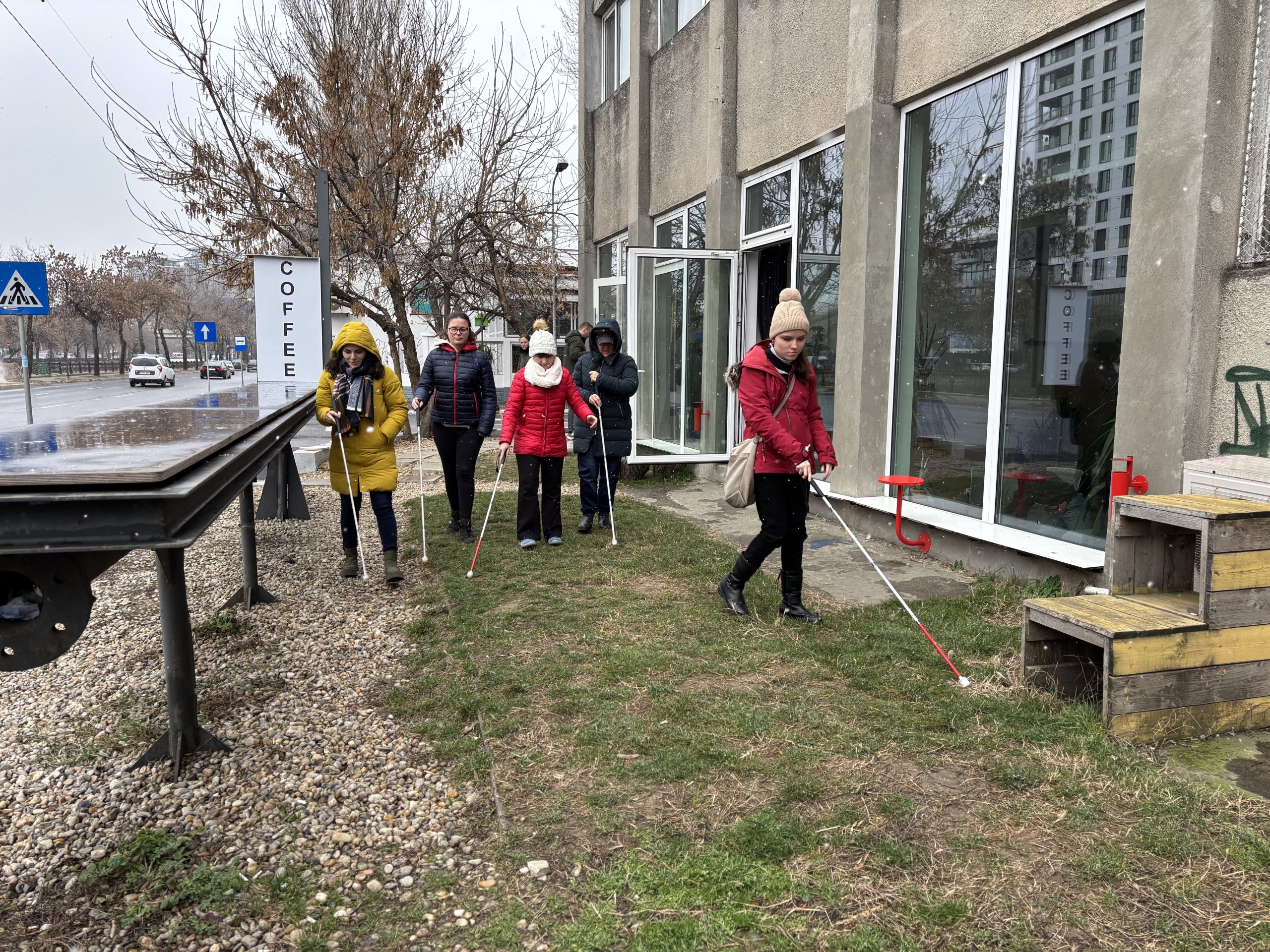 Spațiu public incluziv – model de bună practică pentru UAUIM – Asociația La Firul Ierbii
