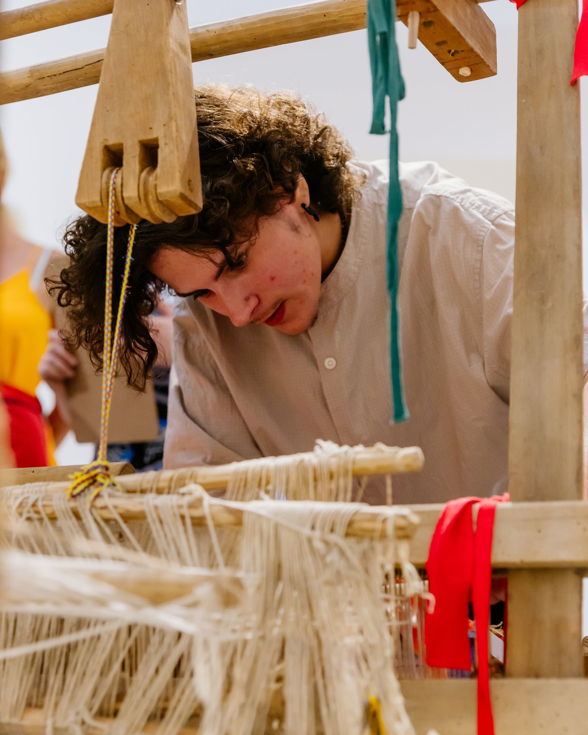 Itinerarea expoziției „Woven Secrets / Secrete Întrețesute” – Asociația FABER