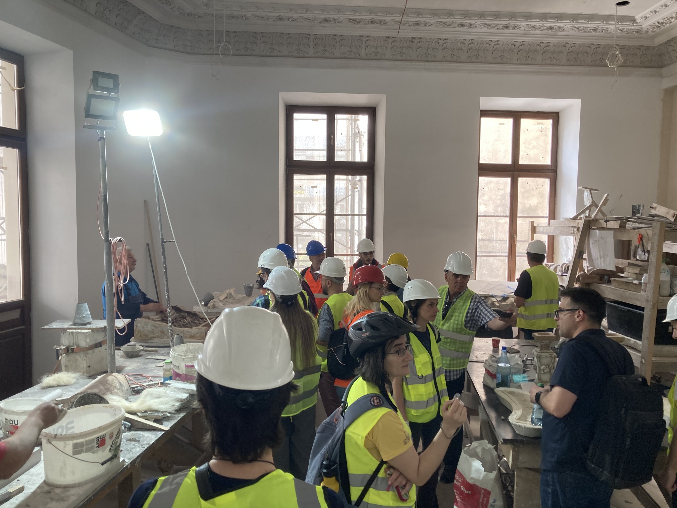 Relația dintre arhitectură  și componentele artistice, la monumentele istorice (III) – Art Conservation Support