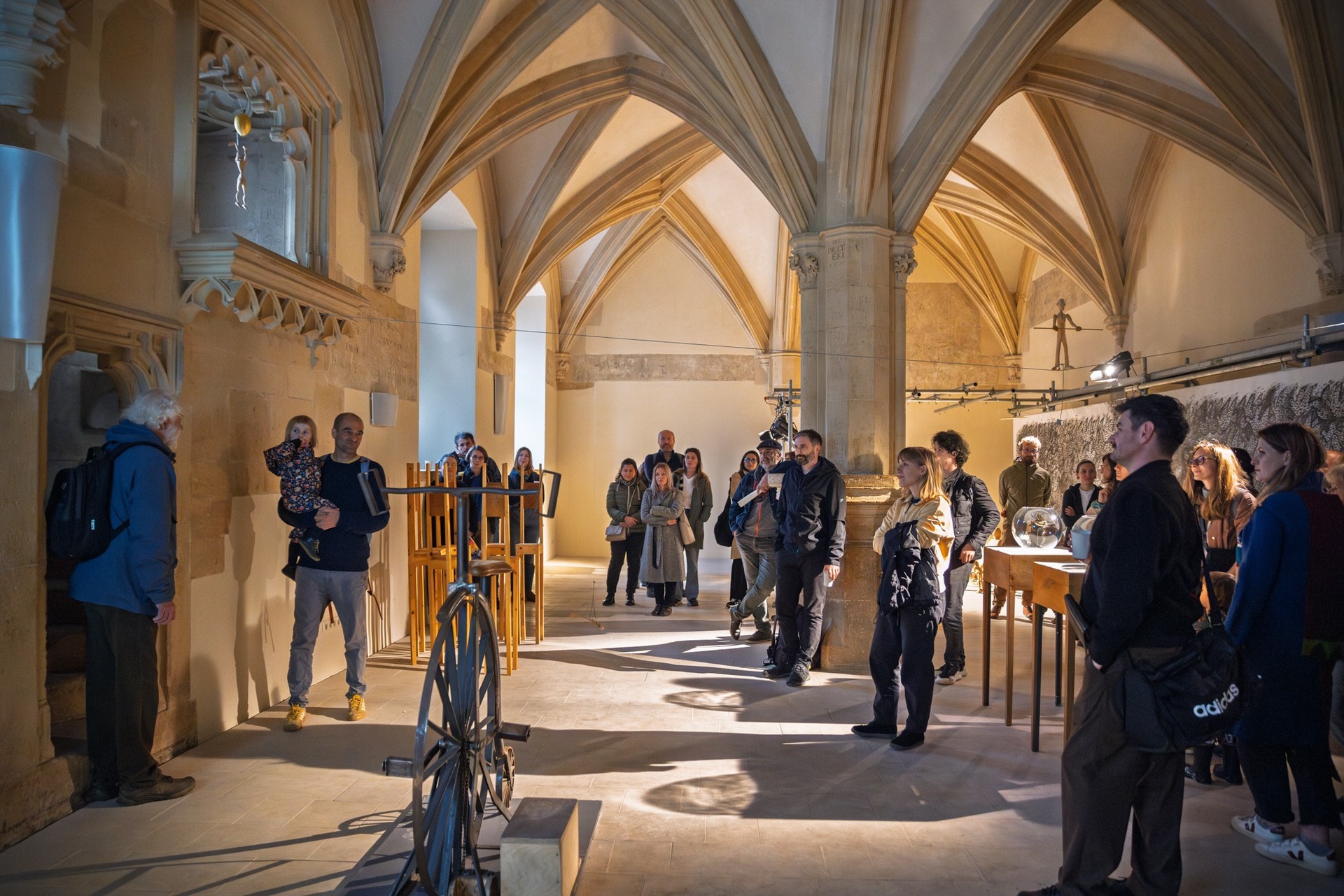 Itinerarea expoziției „Veneția dus-întors: Selfie Automaton” – Asociația PlusMinus